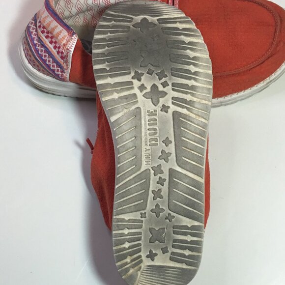 Hey Dude Aztec, Red Wendy Woman’s Size 10 - Picture 9 of 9